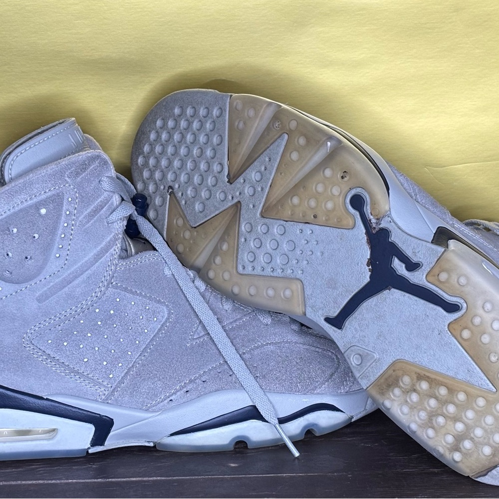 Jordan Retro 6 “Georgetown 2022”